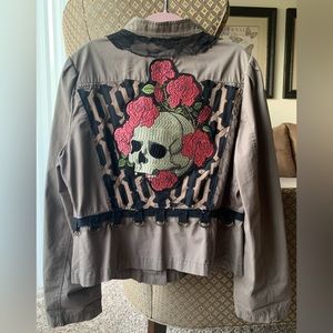 DESIGNS-BY- M.COM Jacket skull embroidered long sleeves buttons Sz L Halloween